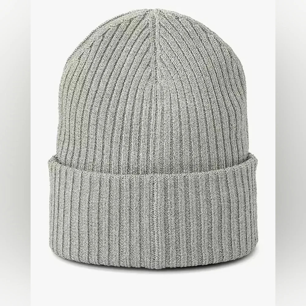 🔥Kate Spade Metallic Sam Label Beanie